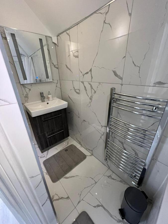 Lovely 2 Bedroom Flat With Roof Terrace In London Nw6 Exterior photo